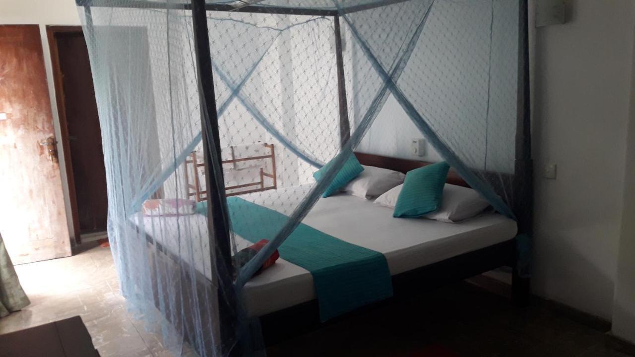 Hotel Sea Front Hikkaduwa Zewnętrze zdjęcie