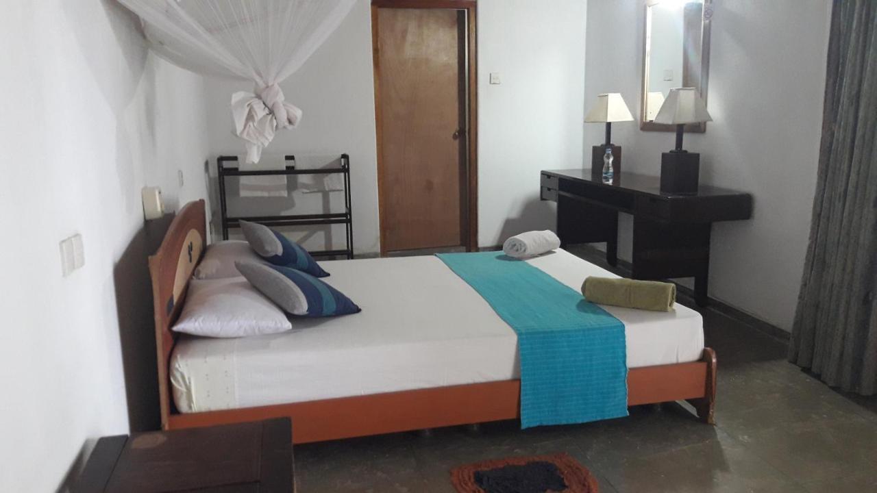 Hotel Sea Front Hikkaduwa Zewnętrze zdjęcie