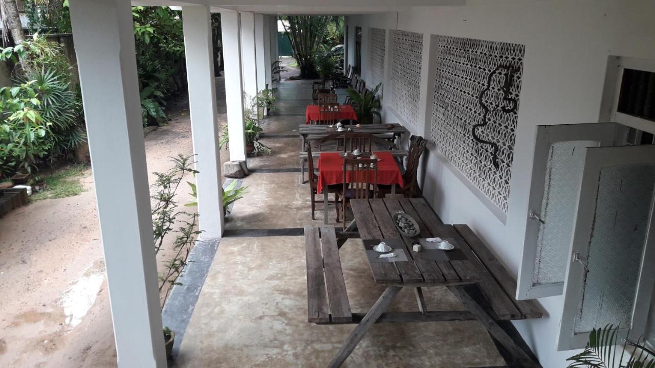 Hotel Sea Front Hikkaduwa Zewnętrze zdjęcie