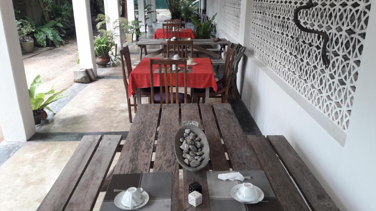 Hotel Sea Front Hikkaduwa Zewnętrze zdjęcie